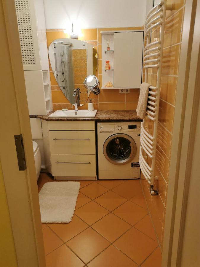 Corvin City Center Kisfaludy Apartman Apartman Budapest Kültér fotó