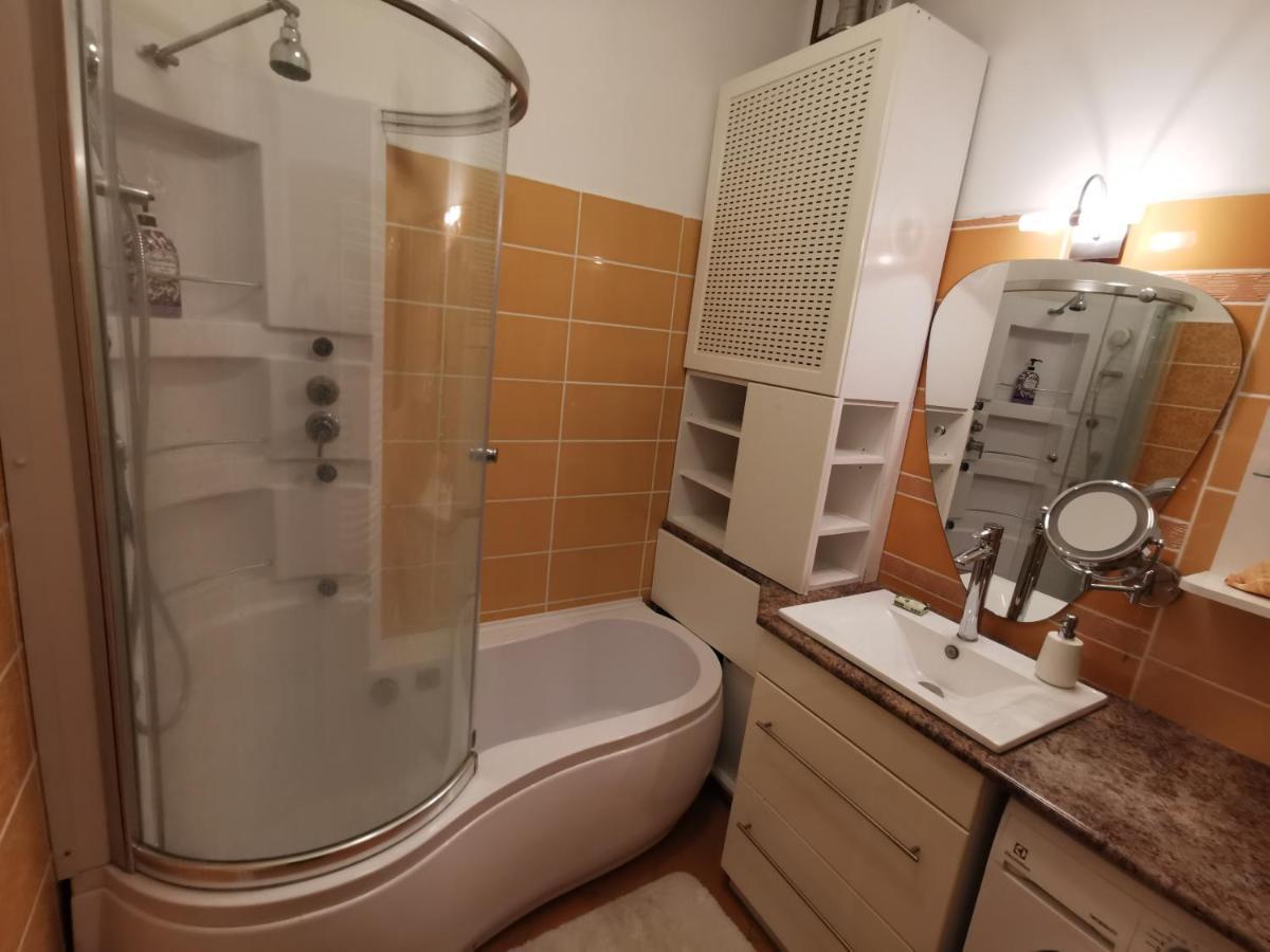 Corvin City Center Kisfaludy Apartman Apartman Budapest Kültér fotó