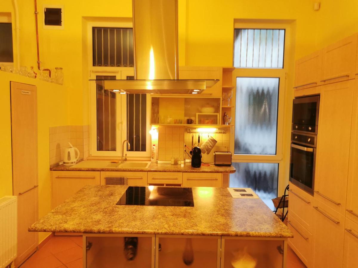 Corvin City Center Kisfaludy Apartman Apartman Budapest Kültér fotó